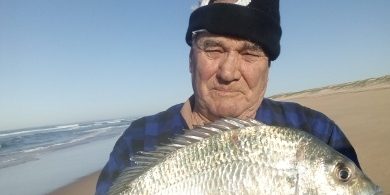 Catching Bream from the Open Beaches – Port Stephens – Duff's Salamander  Bay Bait & Tackle